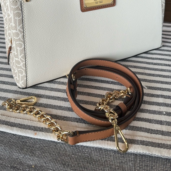 CALVIN KLEIN ✨ SATCHEL - Picture 11 of 12
